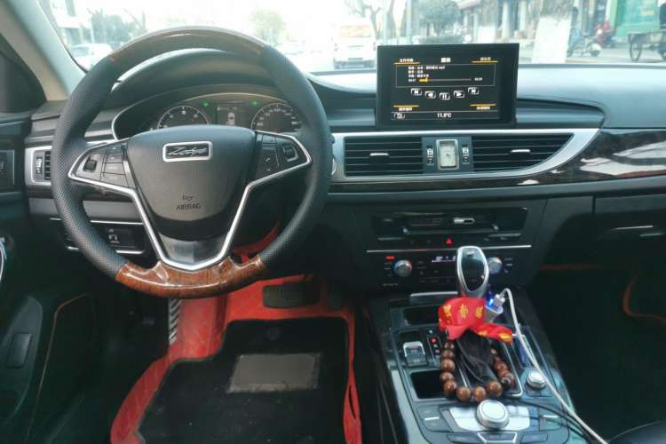 Used Zotye Z700 2016 1.8T DCT Prestige Edition
