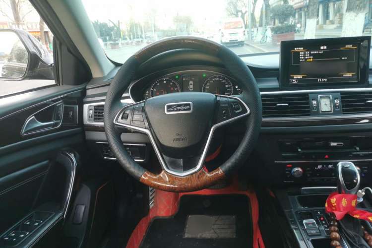 Used Zotye Z700 2016 1.8T DCT Prestige Edition
