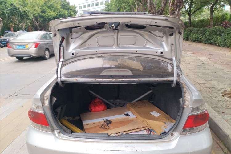 Used Everus S1 2011 1.3L Automatic Comfort Edition
