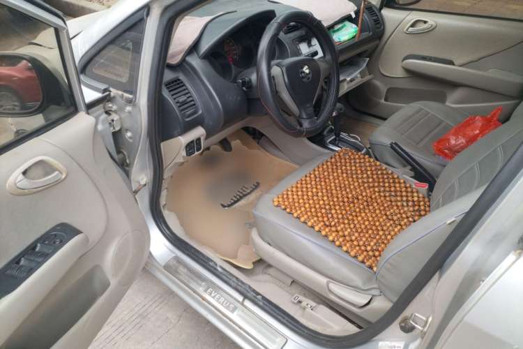 Used Everus S1 2011 1.3L Automatic Comfort Edition
