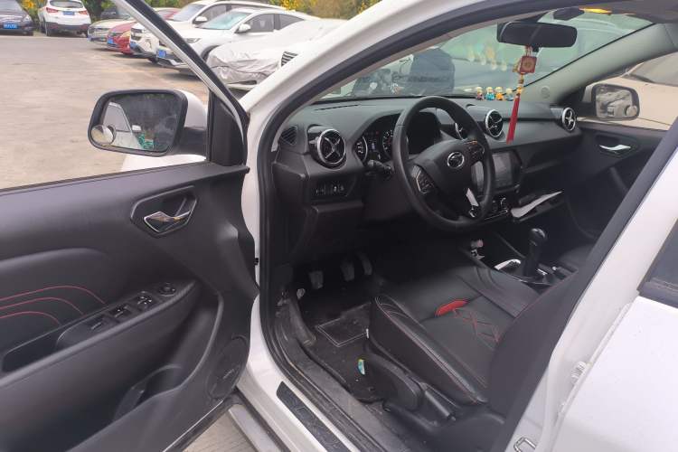 Used Soueast DX3 2018 1.5L Manual Luxury Model