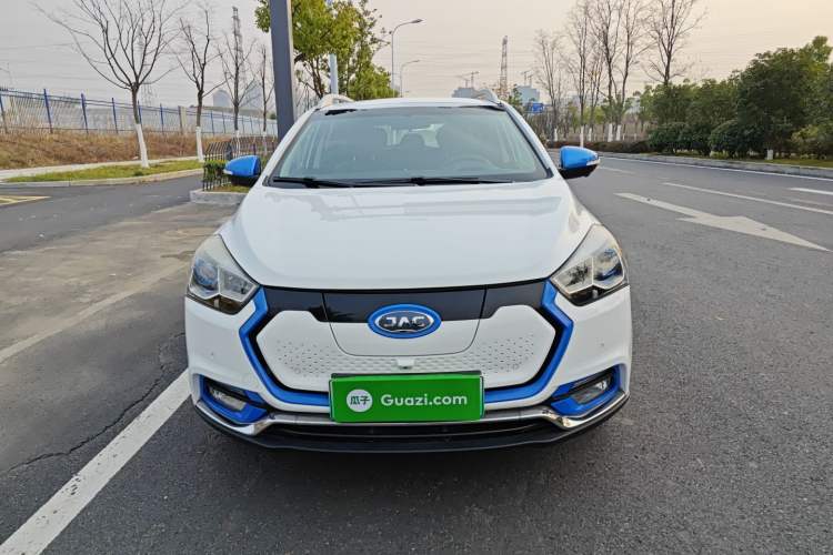 Used JAC iEV7S 2017 ZhiZun Model
