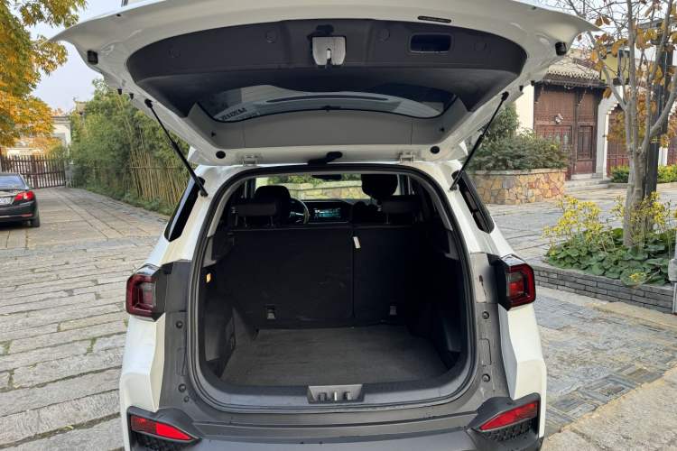 Used Cowin Xuanjie 2020 Revised Version 1.5L Manual - Yue