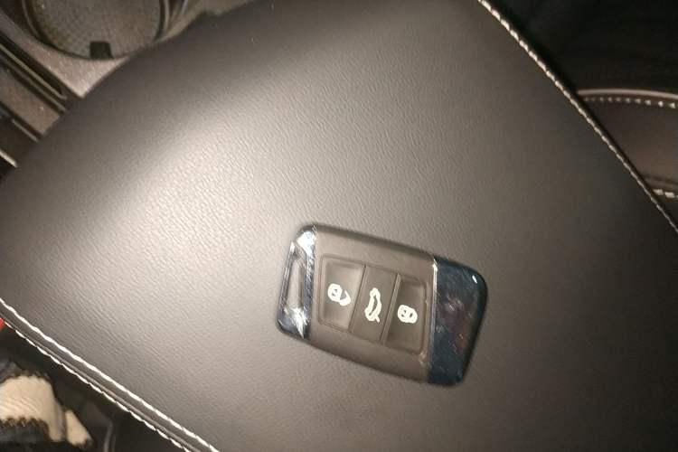 Used Volkswagen Passat 2023 330TSI Starry Luxury Edition
