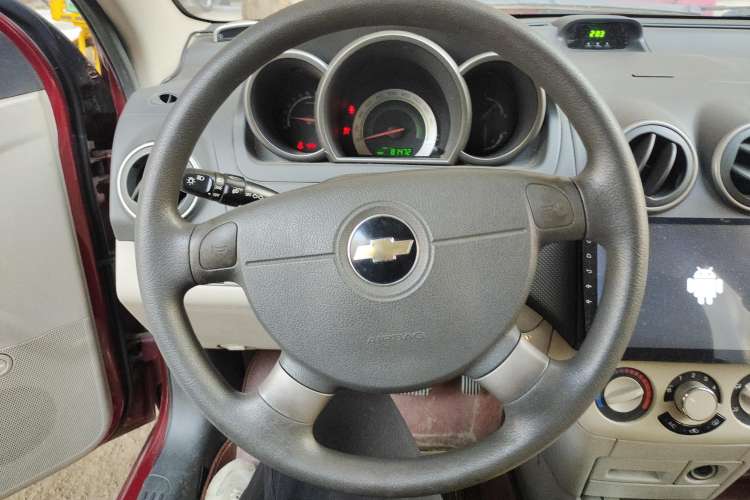 Used Chevrolet Lova 2010 1.4 AT Fashion Edition
