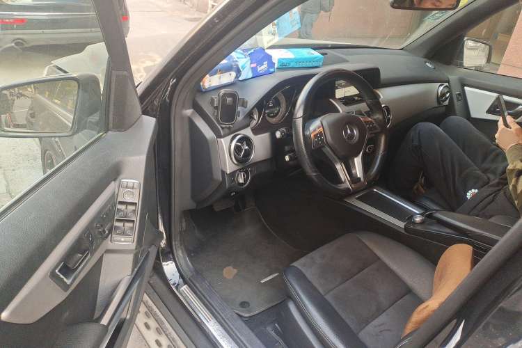 Used Mercedes-Benz GLK-Class 2014 GLK 200 Standard Model