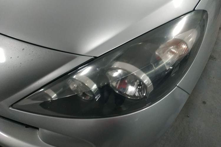 Used Peugeot 207 2011 Sedan 1.4L Manual Yule Edition