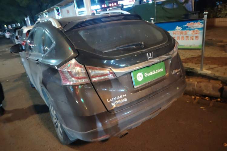 Used Luxgen U6 SUV 2015 1.8T Charm Model
