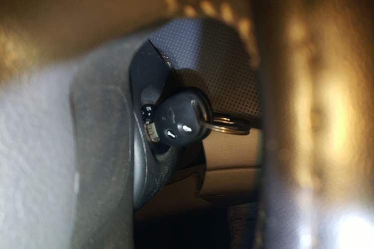 Used Chevrolet Lova 2010 1.6 AT Style Edition
