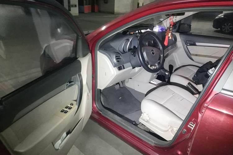 Used Chevrolet Lova 2010 1.6 AT Style Edition
