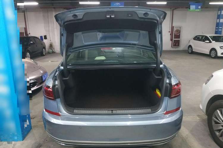 Used Volkswagen Passat 2023 330TSI Starry Luxury Edition
