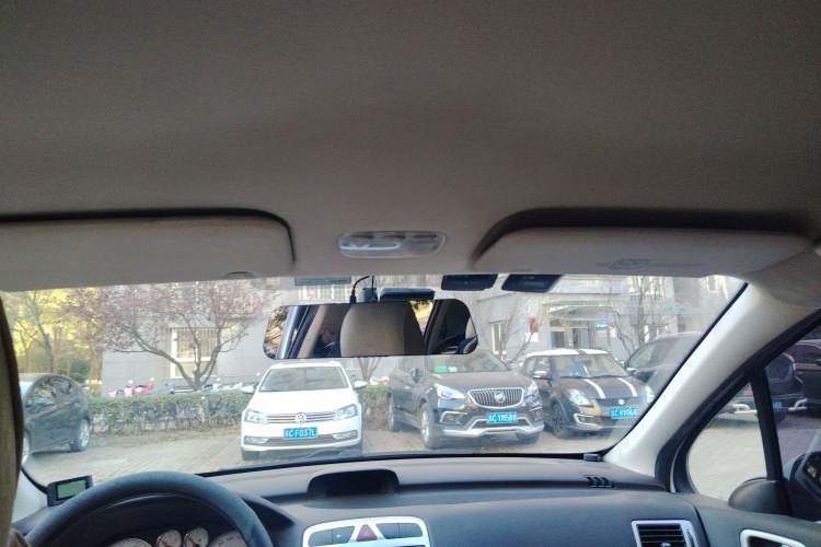 Used Peugeot 307 2007 Revised Version 1.6L Manual Comfort Edition
