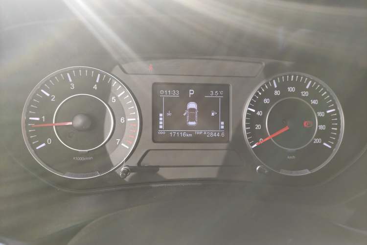 Used Dongfeng Fengon 500 2021 1.5L CVT Enjoyment Model