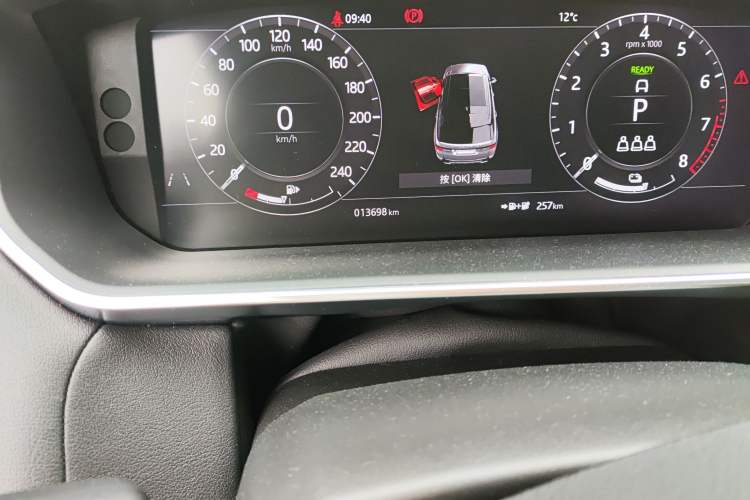 Used Land Rover Range SportNew Energy 2019 P400e HSE Odometer Close Up