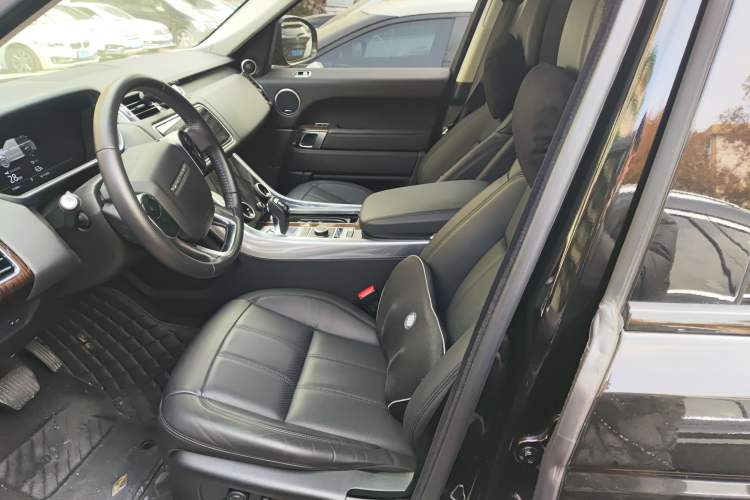 Used Land Rover Range SportNew Energy 2019 P400e HSE Left Front Seat