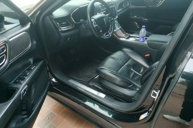 Used Lincoln Continental 2018 2.0T Two-Wheel Drive Deluxe Edition
