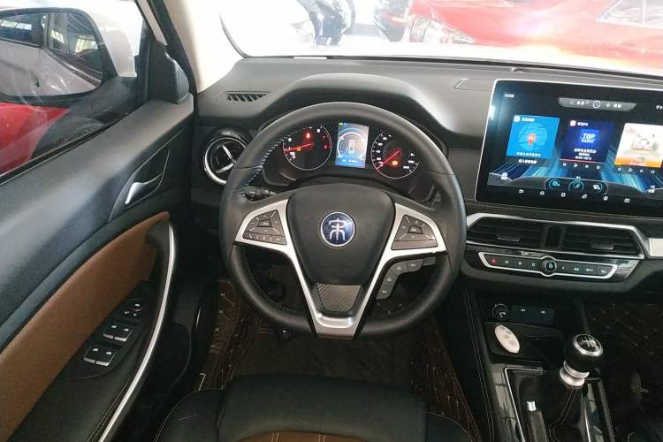 Used BYD Song 2019 1.5TI Manual Smart Connect Enhanced Model
