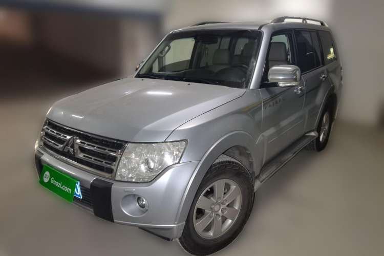 Used Mitsubishi Pajero 2010 3.0L Automatic Elite Edition