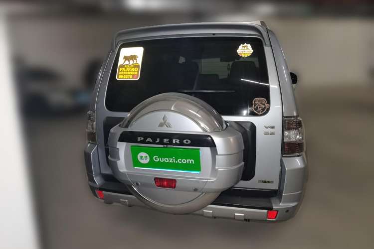 Used Mitsubishi Pajero 2010 3.0L Automatic Elite Edition
