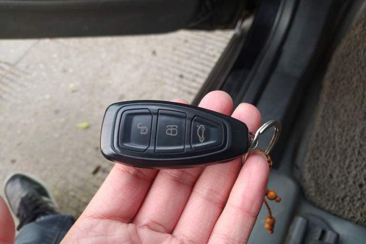 Used Ford Mondeo 2008 2.3L Luxury Sport Navigation Edition
