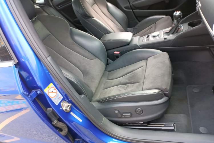 Used Audi S3 2015 S3 2.0T Limousine
