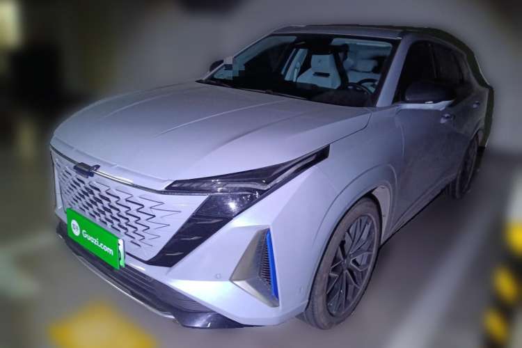 Used Oshan Z6 New Energy 2022 Blue Whale iDD 150KM Flagship PLUS Smart Parking Edition