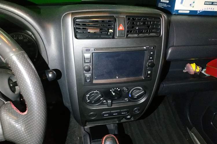 Used Suzuki Jimny 2011 1.3 AT