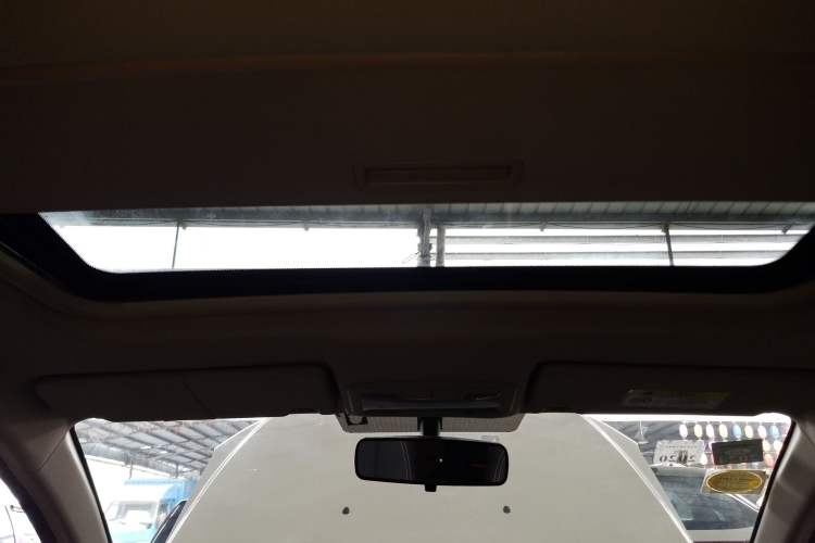 Used Dongfeng Aeolus AX3 2016 1.5L Automatic ZhiKu Model
