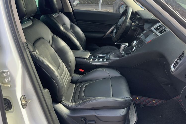 Used DS 5 2014 1.6T Elegant Version THP160