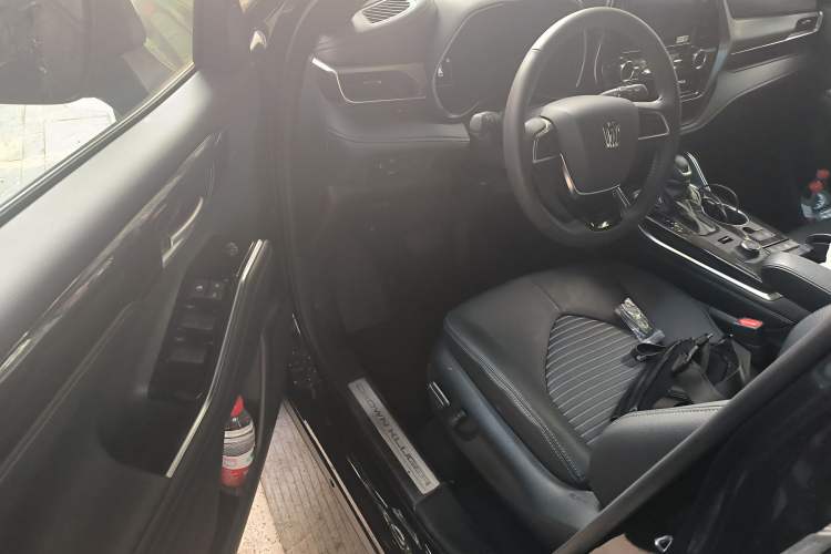 Used Toyota Crown Kluger 2022 2.0T Four-Wheel Drive Enjoyment Edition
