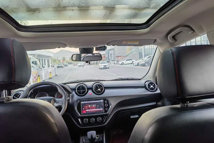 Used Soueast DX3 2016 1.5T CVT Flagship Model