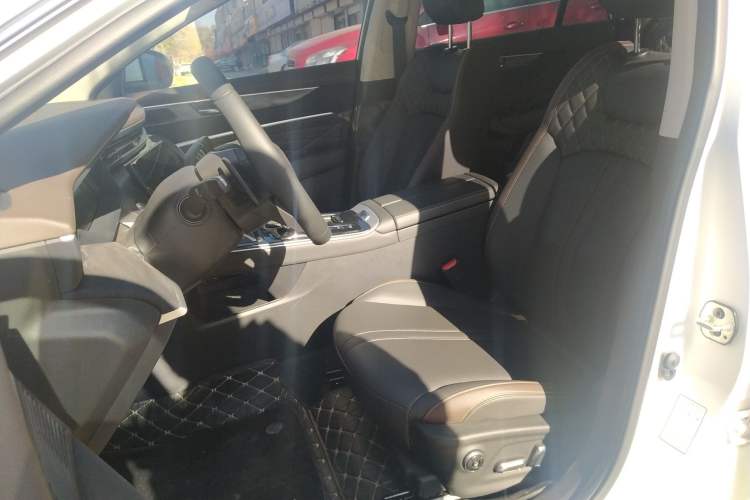 Used Dongfeng Aeolus Yixuan MAX 2021 1.5T Super Cool Dad Edition
