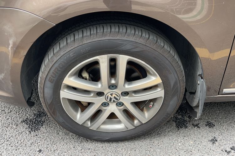 Used Volkswagen Touran 2011 1.4T DSG ZhiZhen Edition 5 Seats
