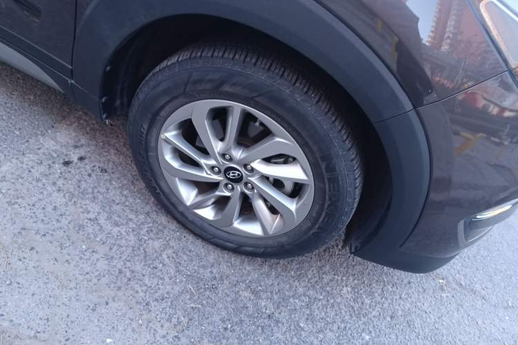 Used Hyundai Tucson 2018 1.6T Dual-Clutch Two-Wheel Drive 15th Anniversary Special Edition
