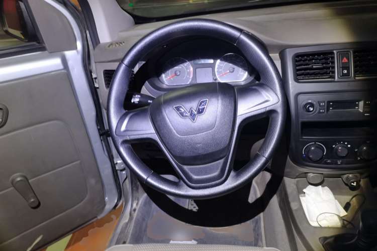 Used Wuling Rongguang V 2019 1.5L Practical Model China VI LAR
