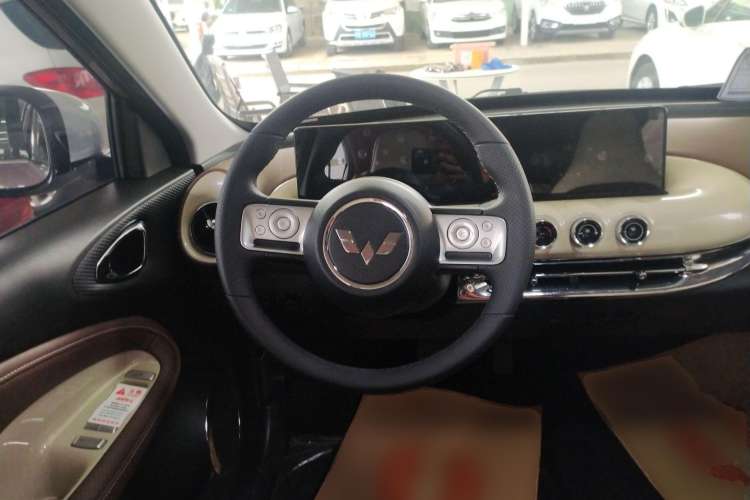 Used Wuling Bingo 2023 333 km Lingxi Connected Version