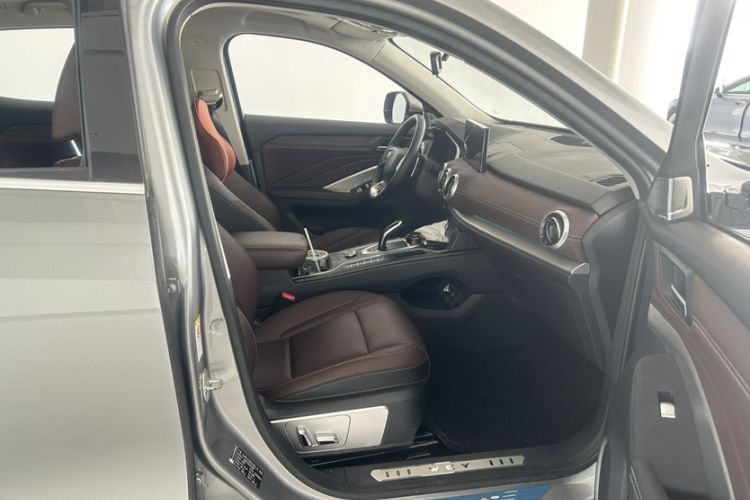 Used Wey VV6 2021 2.0T Two-Wheel Drive Smart Protection+
