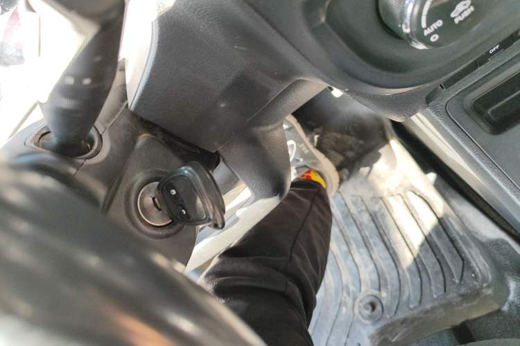 Used Jeep Patriot 2014 2.4L Sport Edition Vehicle Key