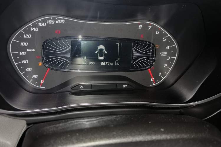 Used Baojun 510 2017 1.5L Manual Fashion Model
