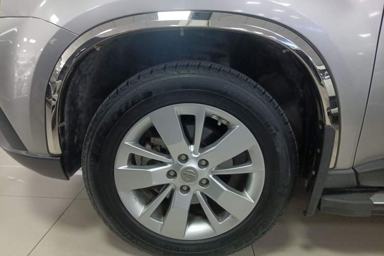 Used Dongfeng Fengdu MX6 2016 2.0L CVT Two-Wheel Drive Dream Edition