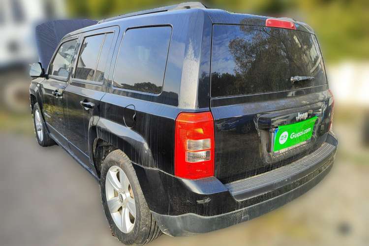 Used Jeep Patriot 2014 2.4L Sport Edition Rear Left 45 Deg