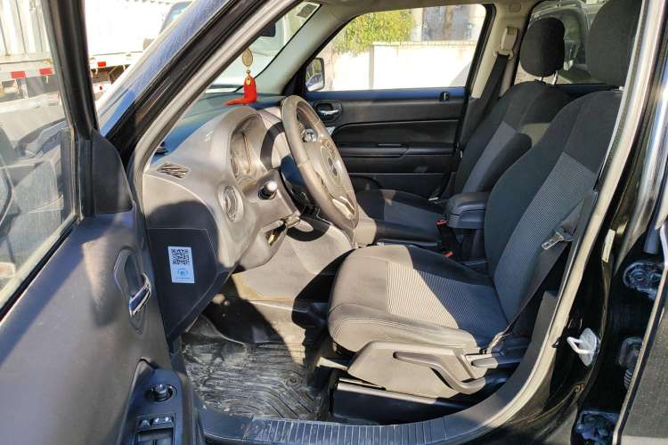 Used Jeep Patriot 2014 2.4L Sport Edition Driver Seat