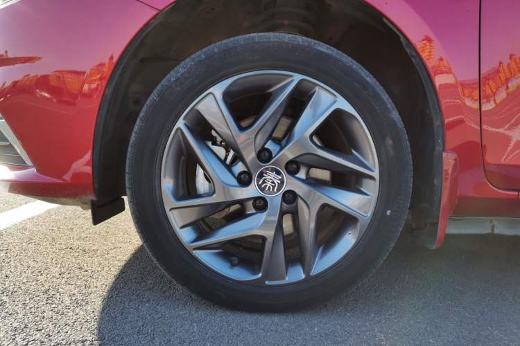 Used BYD Qin New Energy 2019 High-Range Deluxe Model
