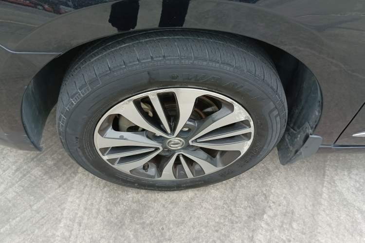 Used Dongfeng Aeolus A60 2016 1.5L Manual Luxury Version
