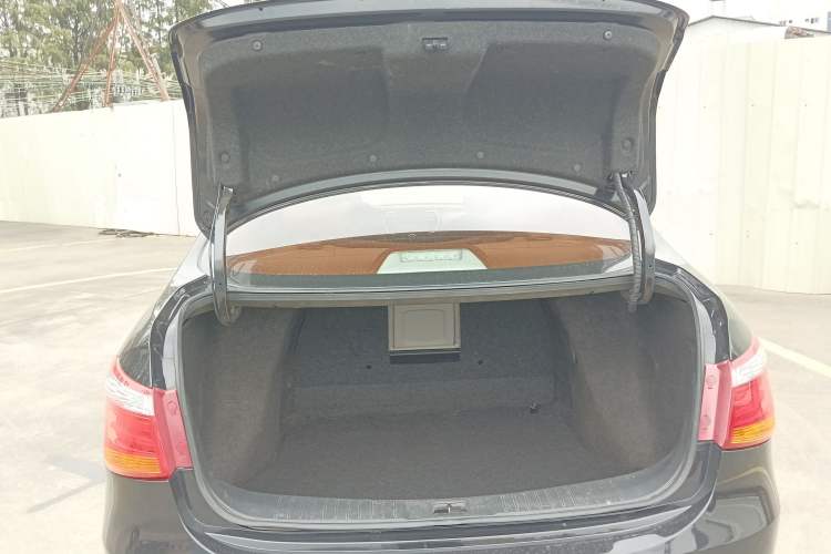 Used Dongfeng Aeolus A60 2016 1.5L Manual Luxury Version
