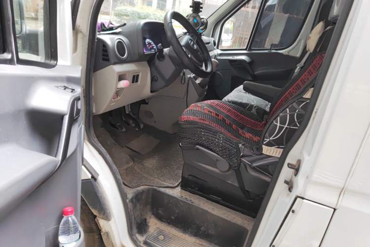 Used JAC Sunray 2018 2.7T 5-Series National Emission Standard V Star Express High-Roof
