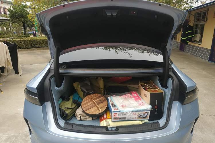 Used BYD Seal 2022 700 km Long-Range Rear-Wheel-Drive Version
