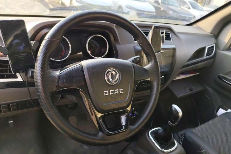 Used Dongfeng Yufeng Yufeng EM26 2023 Standard Edition 41.472 kWh Henan Lithium Power