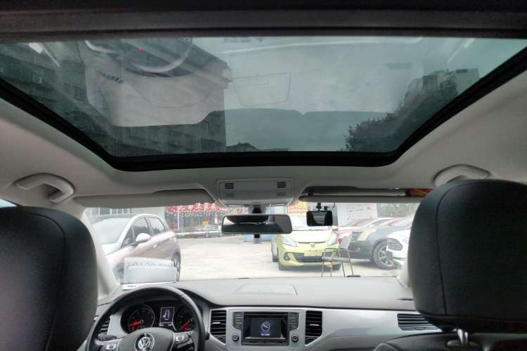 Used Volkswagen Golf Sportsvan 2016 230TSI Automatic Trend Edition