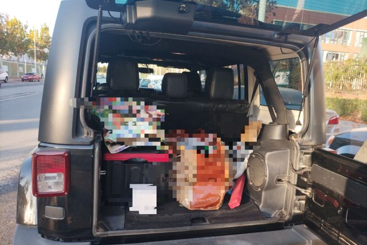 Used Jeep Wrangler 2013 3.6L Sahara Four-Door Edition
